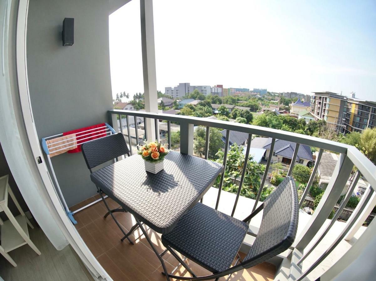 The Patio Bangsaen公寓 外观 照片