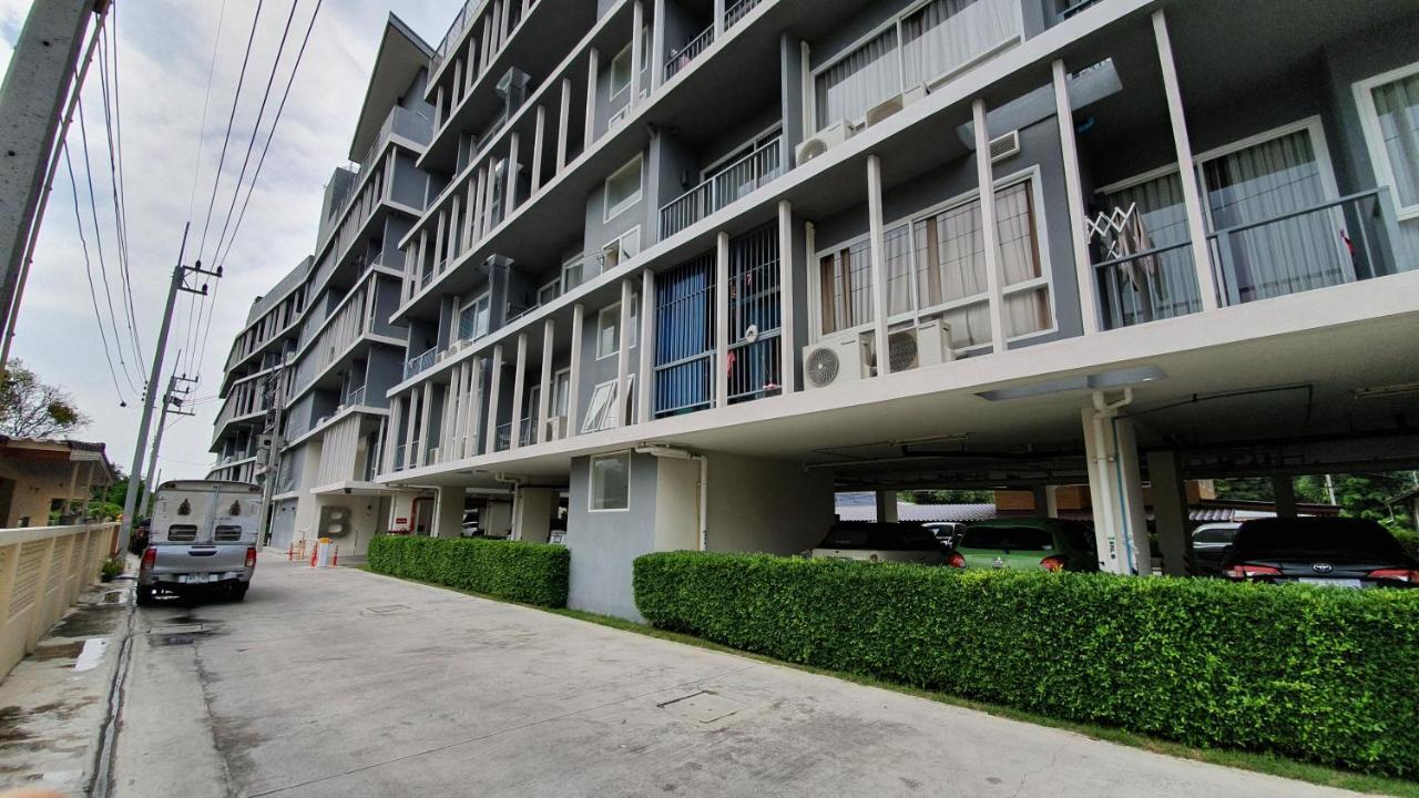 The Patio Bangsaen公寓 外观 照片